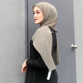 Aura Dusty Olive Active Hijab Pashmina Shawl PLISKET LIDI